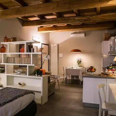 Vicolo Fabbri Apartamento